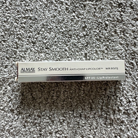 Almay Stay Smooth Anti-Chap Lipcolor Lipstick SPF 25 RICH NEW. - Picture 1 of 3